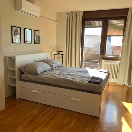 Kacsoh Apartment